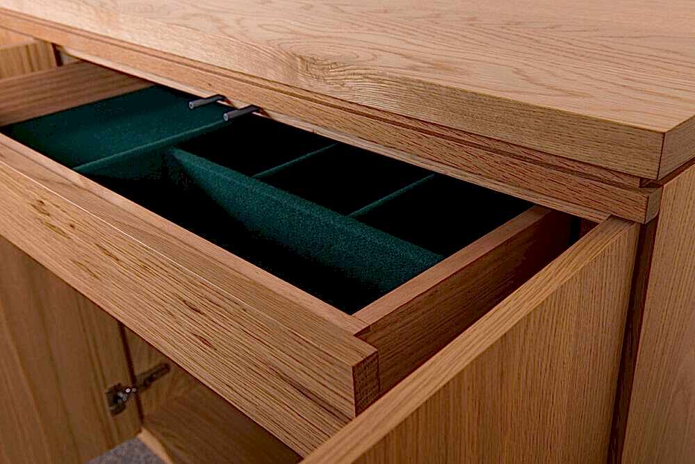 felt lined cutlery drawers are Dovetailed timber with Blum soft close undermounted runners