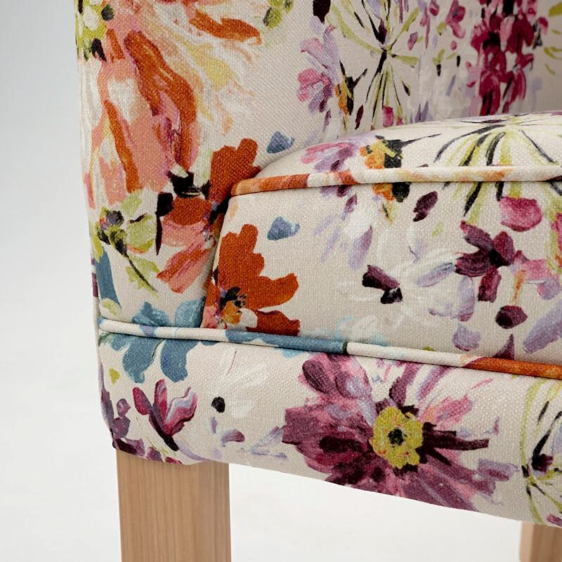 Embassy tub office chair - seat detail