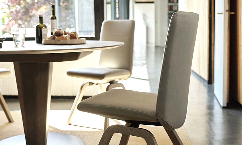 Stressless Chilli Reclining Dining Chair with wood D200 Legs and Batick Cream White Leather